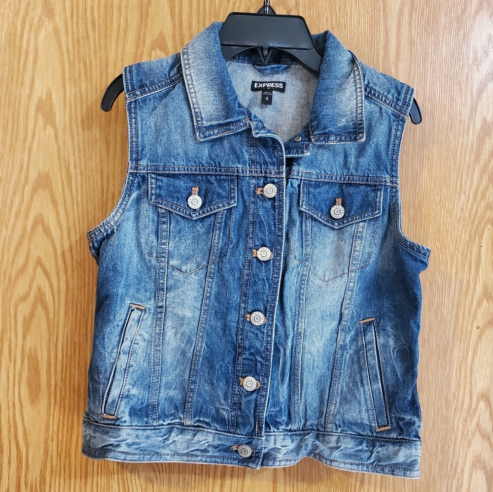 Express denim vest 100% cotton size M